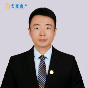 何浩雄